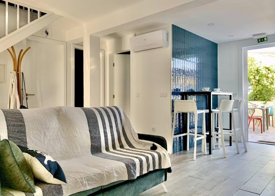 Apartment Perto Do Mar, Local - Espaco T2 Privativo *